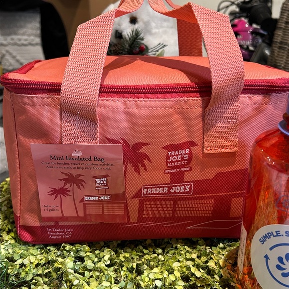Trader Joe’s Orange Insulated Lunch Bag and  Nalgene Bottle Set NWT - Picture 6 of 7